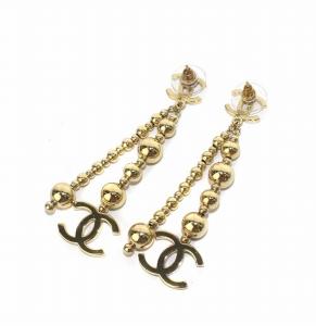 CHANEL B21S ココマーク ボールチェーン ピアス ゴールド色