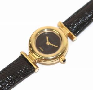 FENDI 腕時計 クオーツ FFロゴ 2針 リザード レザー 320L ウォッチ 黒 ブラック ゴールド