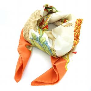 Salvatore Ferragamo スカーフ ラクダ 総柄 オレンジ マルチカラー