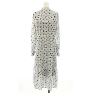 Diagram GRACE CONTINENTAL 23SS グラデーションドットワンピース ロング バンドカラー 長袖 インナーワンピース 36 S 白 ホワイト 黒 ブラック