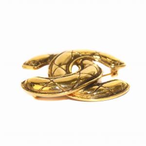 CHANEL ブローチ ヴィンテージ ココマーク マトラッセ ゴールド色