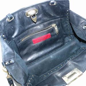 VALENTINO GARAVANI ロックスタッズ ショルダーバッグ ブラック