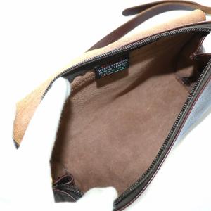 IL BISONTE ショルダーバッグ 筒型 レザー 茶 ブラウン