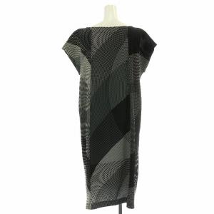 ISSEY MIYAKE ワンピース プリーツ 2 ブラック グレー