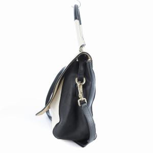 FURLA ショルダーバッグ ハンド 鞄 2WAY レザー スクエア型 スナップボタン開閉 白 ホワイト