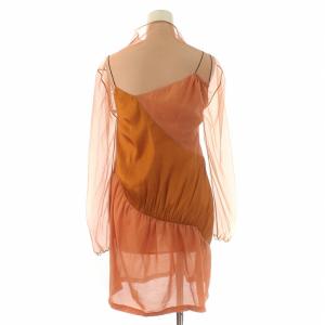 Ameri VINTAGE 22SS セットアップ 2点セット キャミソールブラウス ティアード サテン切替 ギャザー インナーブラウス