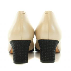 GINZA Kanematsu パンプス スクエアトゥ チャンキーヒール ローヒール フェイクレザー 切替 装飾 23.5cm 黒 ブラック