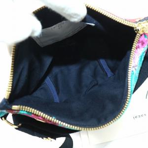 sacai ポーチ 小物入れ 切替 総柄 花柄 ベルト 赤 レッド 緑 グリーン マルチカラー