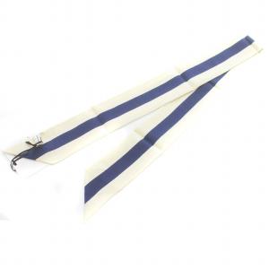 Salvatore Ferragamo ヴァラ リボンスカーフ ロゴ シルク アイボリー 紺 ネイビー 32 7828