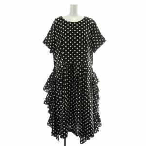 コムコム AD2023 ポルカドットラッフルドレス