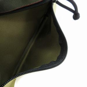 BRIEFING ポーチ 小物入れ スクエア型 ナイロン キャンバス カーキ