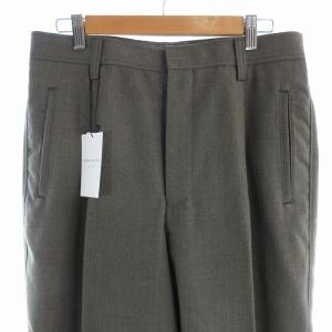 TOMORROWLAND タグ付き ウールサージ 1プリーツテーパードパンツ 46 S グレージュ 63040404501