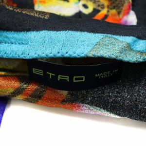 ETRO ストール フリンジ 総柄 シルク混 絹 マルチカラー 水色 ライトブルー ゴールド色 黒 ブラック 青 ブルー