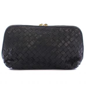 BOTTEGA VENETA イントレチャート ポーチ レザー 黒 ブラック