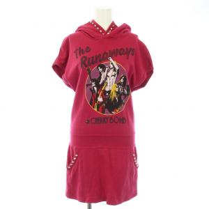 ワンピース スウェット ミニ フレンチスリーブ The Runaways Cherry Bomb プリント
