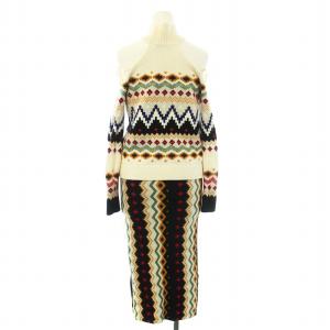 alice + olivia セットアップ 上下 ニット セーター 長袖 ハイネック オープンショルダー ニットスカート タイト ミモレ ロング 幾何学柄