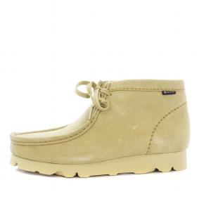 Clarks BEAMS Wallabee Boot GORE-TEX Maple Suede