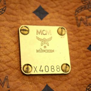 MCM ロゴグラム レザー セカンドバッグ クラッチバッグ 茶 ブラウン /G