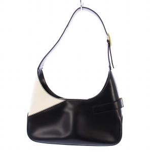 Salvatore Ferragamo ワンショルダーバッグ ガンチーニ AQ-21 230