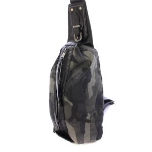 AKM ボディバッグ ショルダーバッグ ナイロン レザー 切替 カモフラ 迷彩柄 カーキ 黒 ブラック /BB