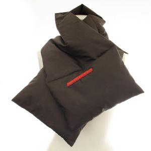 PRADA SPORT ナイロン ダウンマフラー マグネット式 茶 ブラウン /G