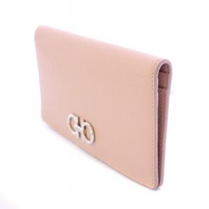 Salvatore Ferragamo ガンチーニ 二つ折り長財布 ピンク 22D779