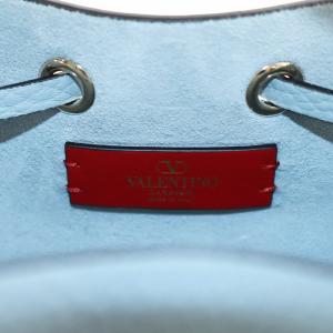 VALENTINO ハンドバッグ ショルダー 2way ロックスタッズ 巾着型 レザー ライトブルー 5W2B0L31