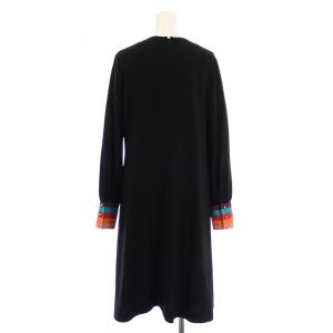 PAUL SMITH カラーコントラストカフスワンピース ひざ丈 長袖 Vネック 無地 ストレッチ 38 黒 ブラック OPPPKW0202