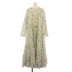 フラワーティアードワンピース フレア ギャザー マキシ ロング 長袖 クルーネック 花柄 総柄 白 ホワイト