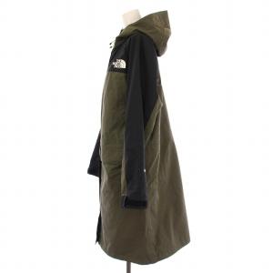 THE NORTH FACE Mountain Light Coat