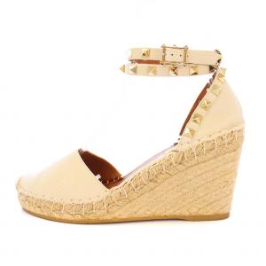 VALENTINO GARAVANI ストラップサンダル アンクル ラウンドトゥ ウェッジソール エスパドリーユ レザー 切替 スタッズ 装飾