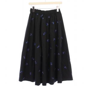 刺繍ギャザースカート フレア イージー ミモレ ロング ウエストゴム 花柄 F 黒 ブラック 青 ブルー