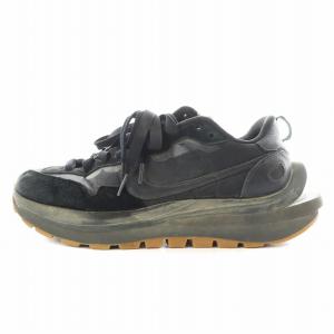 ×sacai VaporWaffle Black Gum