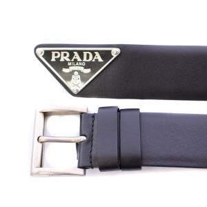PRADA レザーベルト 三角プレート ブラック