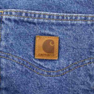 Carhartt RELAXED-FIT TAPERED-LEG DENIM PANTS デニムパンツ ジーンズ テーパード