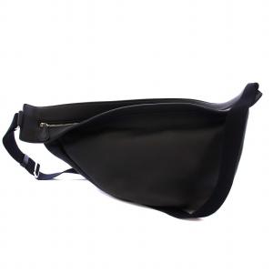 Slouchy Banana ラージ ショルダーバッグ ブラック