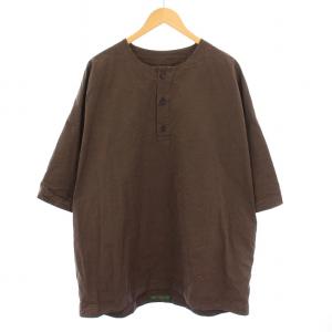 P3 TOP シャツ ヘンリーネック ハーフスリーブ 五分袖 ハーフボタン プルオーバー 無地 M 茶