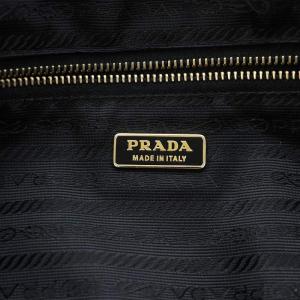 PRADA 三角プレート ハンドバッグ ナイロン ブラック