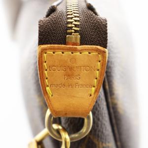 LOUIS VUITTON モノグラム ポシェットアクセソワール ショルダーバッグ ブラウン M51980