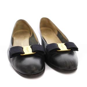 Salvatore Ferragamo パンプス ローヒール ヴァラリボン 7.5 黒 /YM
