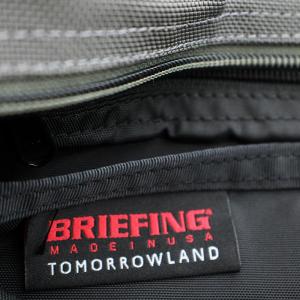 BRIEFING TOMORROWLAND MULTI SACOCHE ショルダーバッグ ナイロン サコッシュ グレー /G