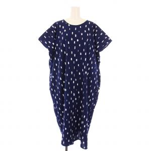 KANTOUI 京型友禅 ワンピース ミモレ ロング 半袖 フレンチスリーブ クルーネック 総柄 F 紺