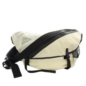 メッセンジャーバッグ ショルダーバッグ ナイロン 白 ホワイト グレー 黒 ブラック AW-AA738