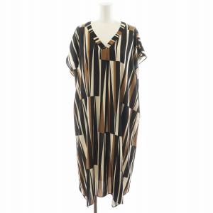 ワンピース ひざ丈 ノースリーブ 総柄 13+ 茶 ブラウン 黒 ブラック 白 ホワイト 1604392