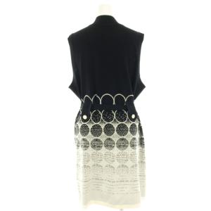 Pierre Cardin ニットワンピース ひざ丈 ノースリーブ 総柄 44 黒 ブラック 白 ホワイト 854441-68 /HN