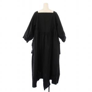 バックギャザー刺繍カットオフワンピース M ブラック