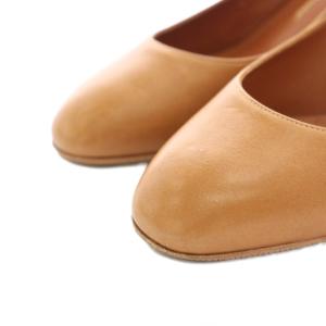 Salvatore Ferragamo キウージ CHIUSI パンプス アーモンドトゥ チャンキーヒール レザー 7D 茶 ブラウン 84723