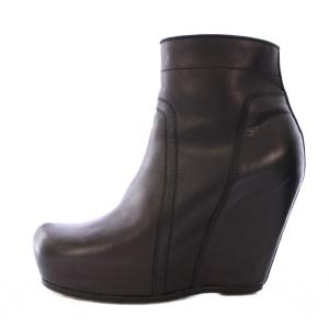 WEDGE SOLE BOOTS
