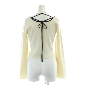 Rirandture 25SS バックシャンクロップドニット 長袖 Vネック 前開き 金ボタン リボン リブ バイカラー 2