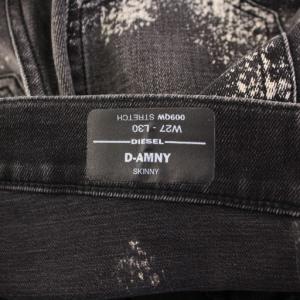 DIESEL D-AMNY デニムパンツ ジーンズ スキニー ジップフライ ストレッチ ロゴパッチ ペイント加工 W27